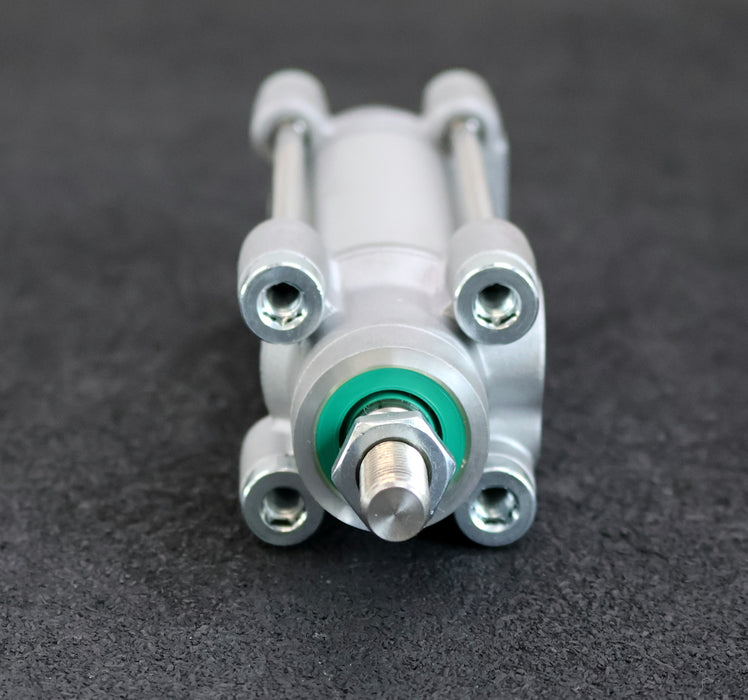 Bild des Artikels REXROTH-Pneumatikzylinder-TRB-DA-032-0050-MNR:-0822240002-KolbenØ-32mm-Hub-50mm