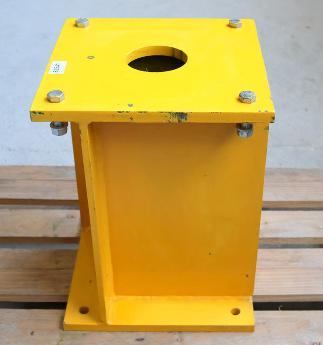 Bild des Artikels Fundament-Sockel-f.-Säulenschwenkkran-Höhe-495mm-Stellfläche-375x375mm-gebraucht