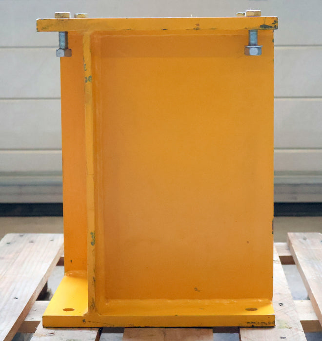 Bild des Artikels Fundament-Sockel-f.-Säulenschwenkkran-Höhe-495mm-Stellfläche-375x375mm-gebraucht