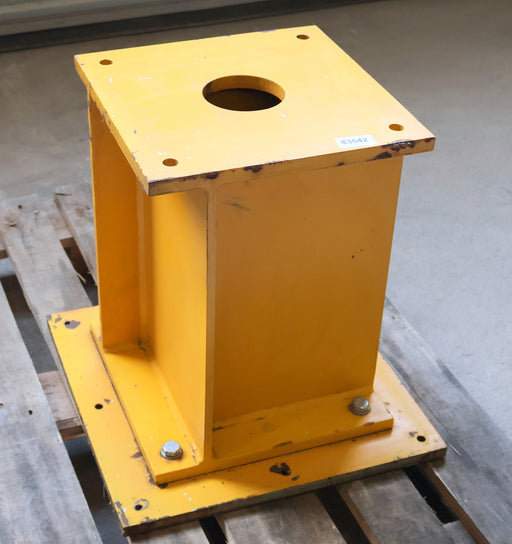 Bild des Artikels Fundament-Sockel-für-Säulenschwenkkran-Höhe-520mm-Stellfläche-500x500mm