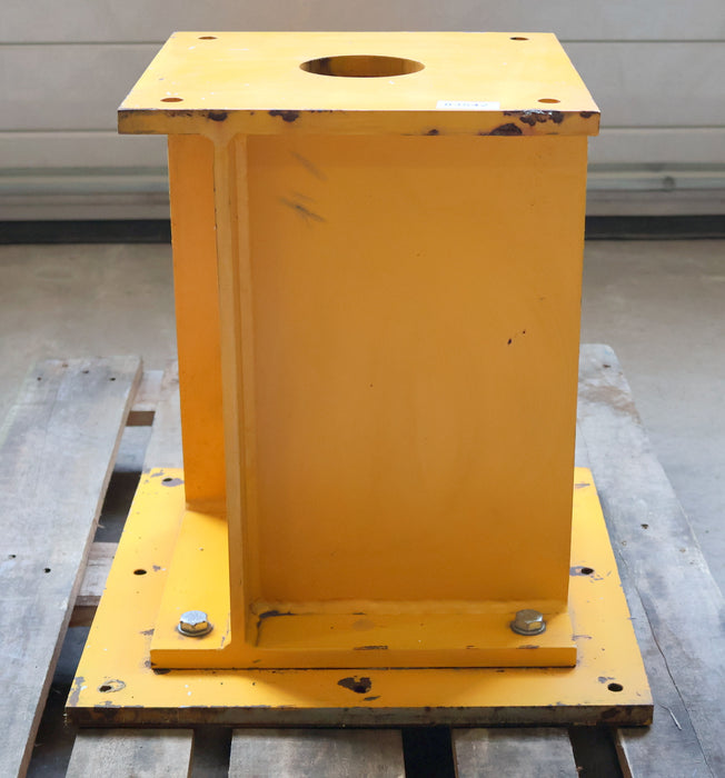 Bild des Artikels Fundament-Sockel-für-Säulenschwenkkran-Höhe-520mm-Stellfläche-500x500mm