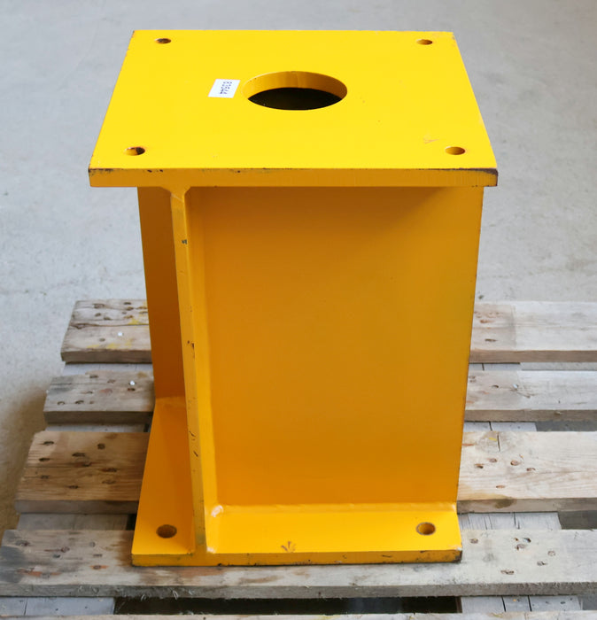 Bild des Artikels Fundament-Sockel-für-Säulenschwenkkran-Höhe-495mm-Stellfläche-375x375mm