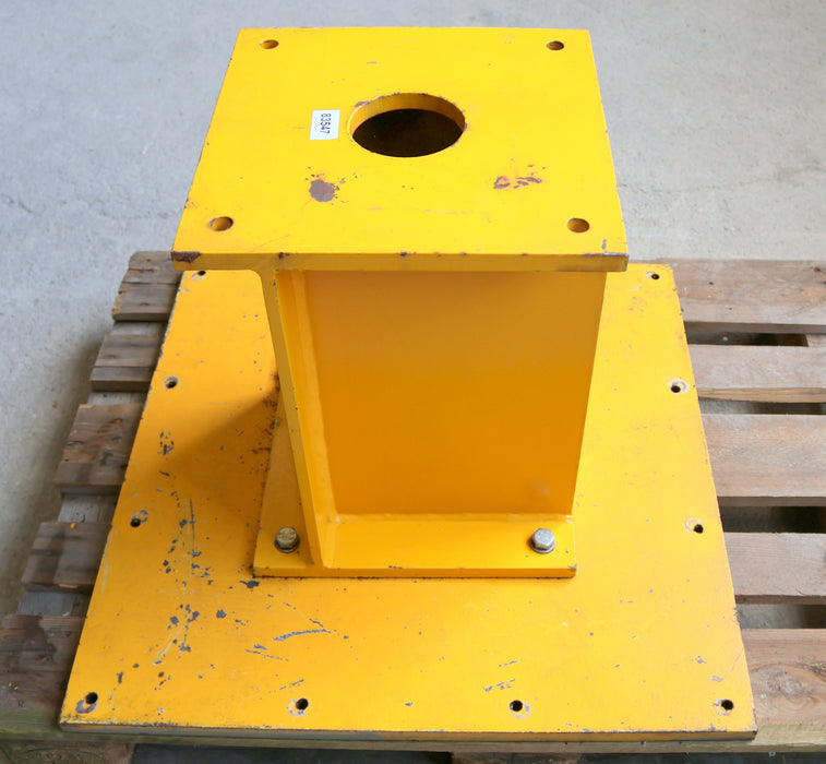 Bild des Artikels Fundament-Sockel-für-Säulenschwenkkran-Höhe-520mm-Stellfläche-750x750mm