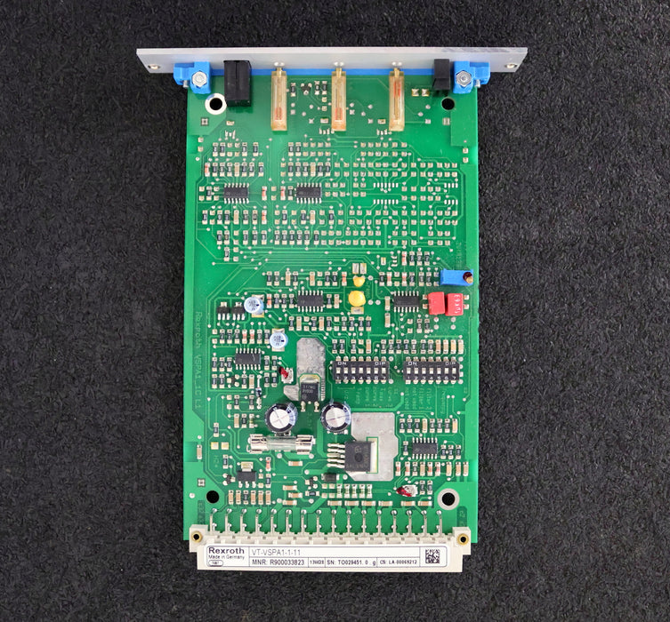 Bild des Artikels REXROTH-Elektrischer-Ventilverstärker-VT-VSPA1-11-R900033823-Verstärker-Karte