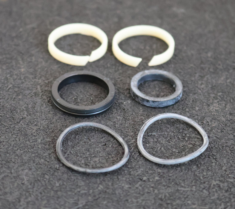 Bild des Artikels PARKER-Dichtungssatz-PN025HM001-8-teilig-für-Ø-25mm-unbenutzt-in-OVP