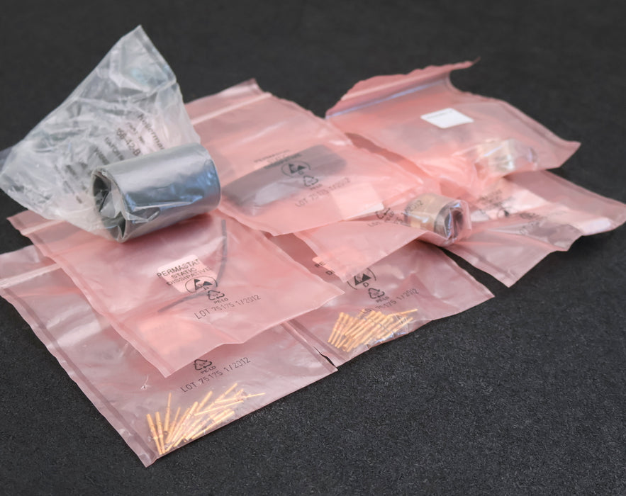 Bild des Artikels ABB-Steckersatz-Connector-Kit-3HAC12497-1-unbenutzt-in-OVP
