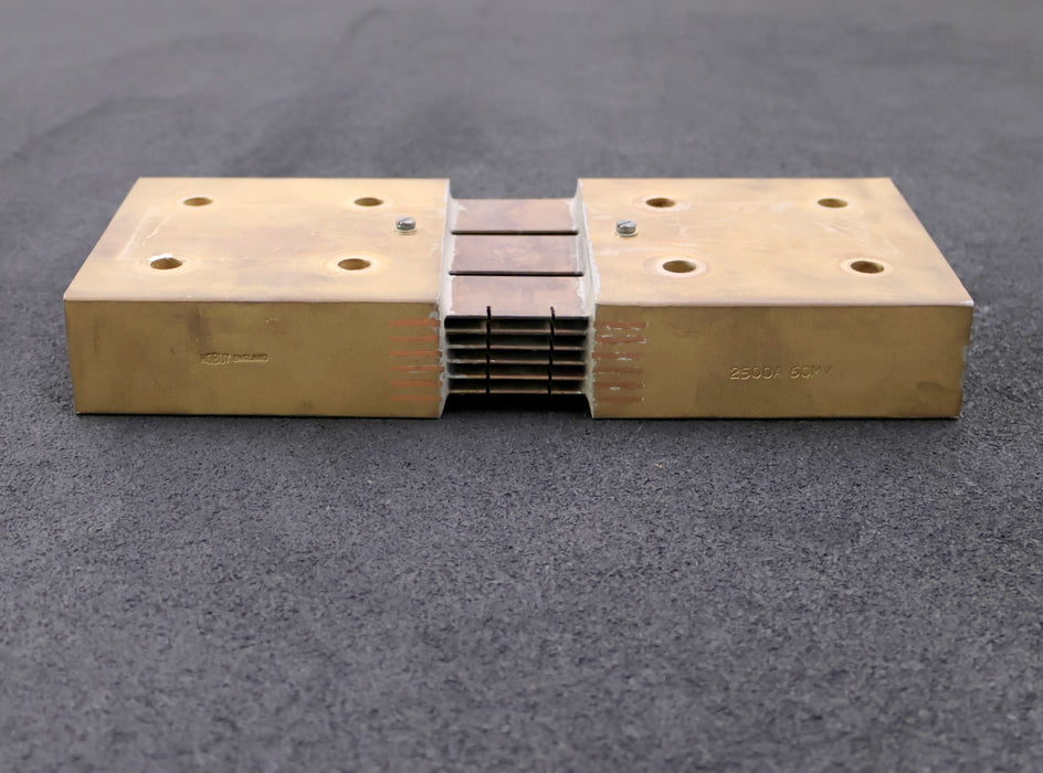 Bild des Artikels HOBUT-Nebenwiderstand-Shunt-SHB2500A60-2500A-60mV-Abmessungen-260x110x37,6mm