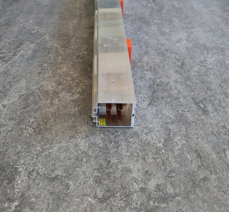 Bild des Artikels DEMAG-Kompakt-Kleinschleifleitung-1m-Typ-DKK4-16-Al-Umax=-500V-A-=-16mm²