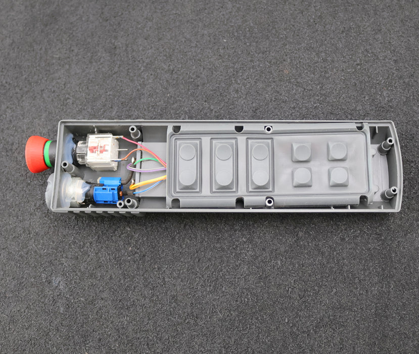 Bild des Artikels THEIMEG-Sendergehäuse-Unterteil-für-TH-KF/17-HS2-Typ-CDP-TX-002-Spannung-7,2VDC