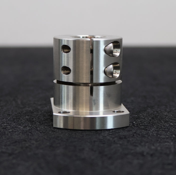 Bild des Artikels Wellenhalterung-mit-Flansch-InnenØ-20mm-AußenØ-40mm-Gesamtlänge-48mm-unbenutzt