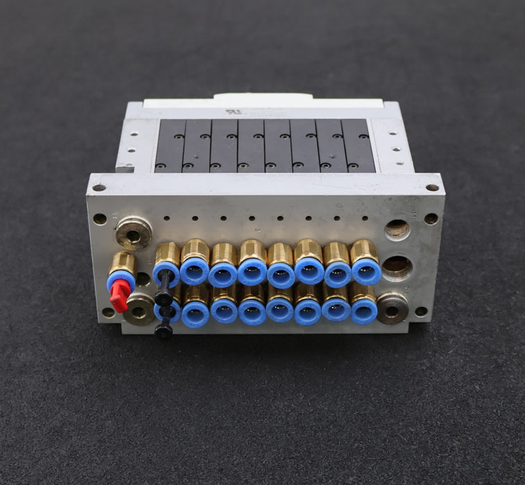 Bild des Artikels FESTO-Ventilinsel-CPV14-VI-Mat.Nr.-18210--mit-8x-Magnetventil-Mat.Nr.-161361