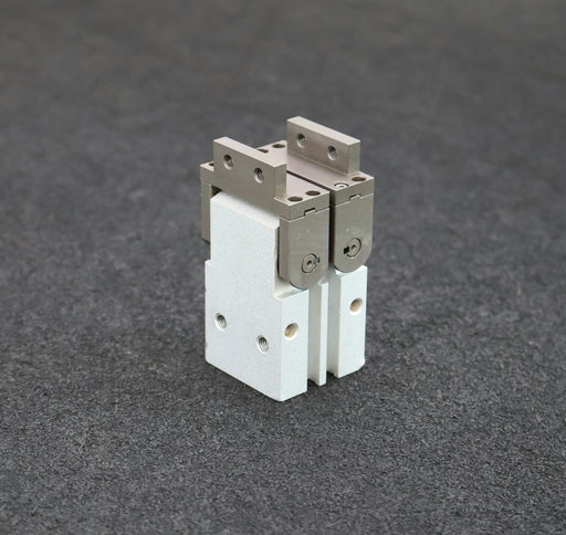 Bild des Artikels SMC-Winkelgreifer-MHW2-20D1-0,16-0,7MPa-gebraucht