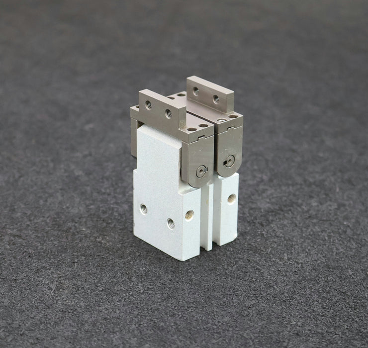 Bild des Artikels SMC-Winkelgreifer-MHW2-20D1-0,16-0,7MPa-gebraucht