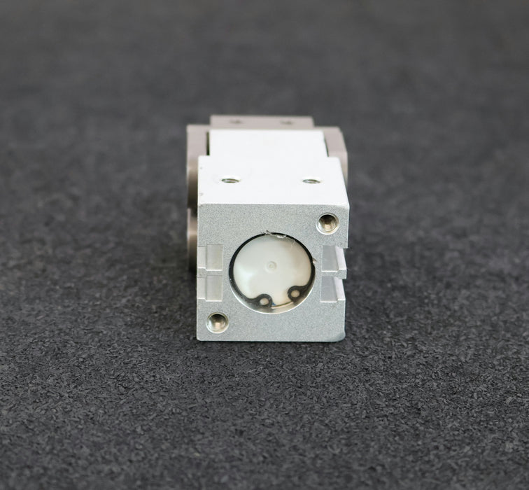 Bild des Artikels SMC-Winkelgreifer-MHW2-20D1-0,16-0,7MPa-gebraucht
