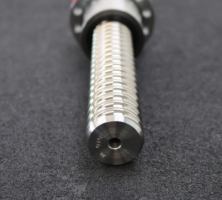 Bild des Artikels REXROTH-Kugelgewindetrieb-mit-einer-Mutter-MNR:-R15104A566-40x10Rx6-unbenutzt