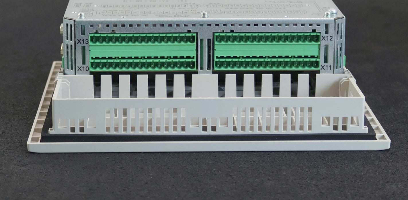 Bild des Artikels SIEMENS-SIMATIC-C7-635-Key-6ES7635-2EC02-0AE3-E-Stand:-002-Input-24VDC-4A