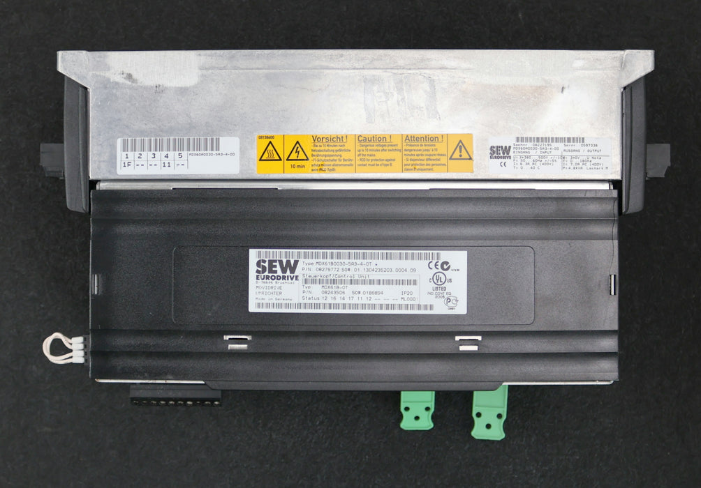 Bild des Artikels SEW-MOVIDRIVE-Umrichter-MDX61B0030-5A3-4-0T-mit-DFI-11B-und-DIP11B-gebraucht