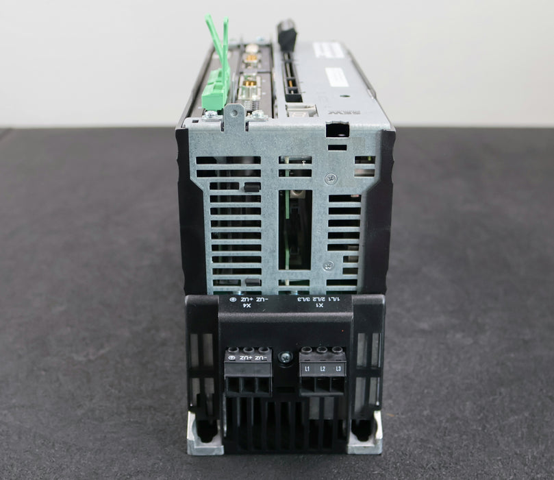 Bild des Artikels SEW-MOVIDRIVE-Umrichter-MDX61B0030-5A3-4-0T-mit-DFI-11B-und-DIP11B-gebraucht