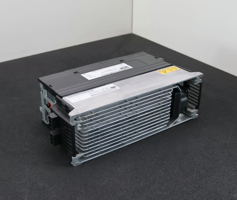 Bild des Artikels SEW-MOVIDRIVE-Umrichter-MDX61B0030-5A3-4-0T-mit-DFI-11B-und-DIP11B+Bediengerät