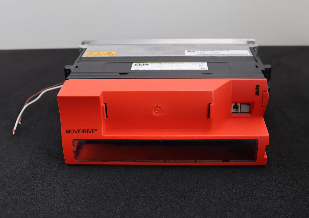 Bild des Artikels SEW-MOVIDRIVE-Umrichter-MDX61B0030-5A3-4-0T/DEH11B/DFE32B-mit-Bremswiederstand