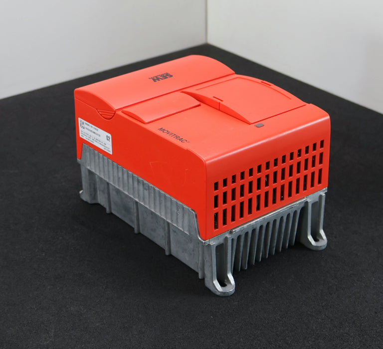 Bild des Artikels SEW-Antriebsumrichter-MOVITRAC-31C030-503-4-00-Input:-3x380…500VAC-6,7A-50…60Hz