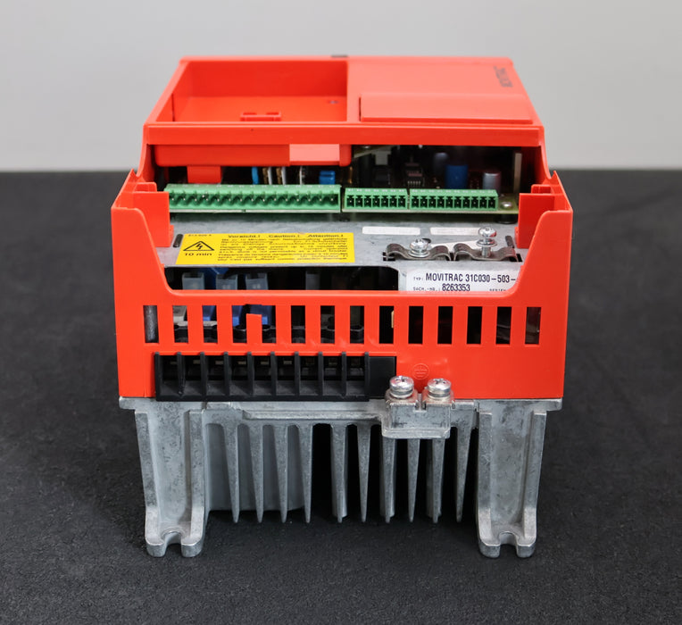 Bild des Artikels SEW-Antriebsumrichter-MOVITRAC-31C030-503-4-00-Input:-3x380…500VAC-ohne-Deckel