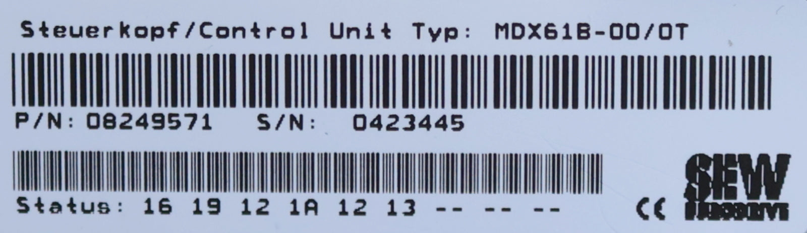 Bild des Artikels SEW-MOVIDRIVE-Umrichter-MDX61B0030-5A3-4-0T-mit-DFI-11B-mit-Bediengerät