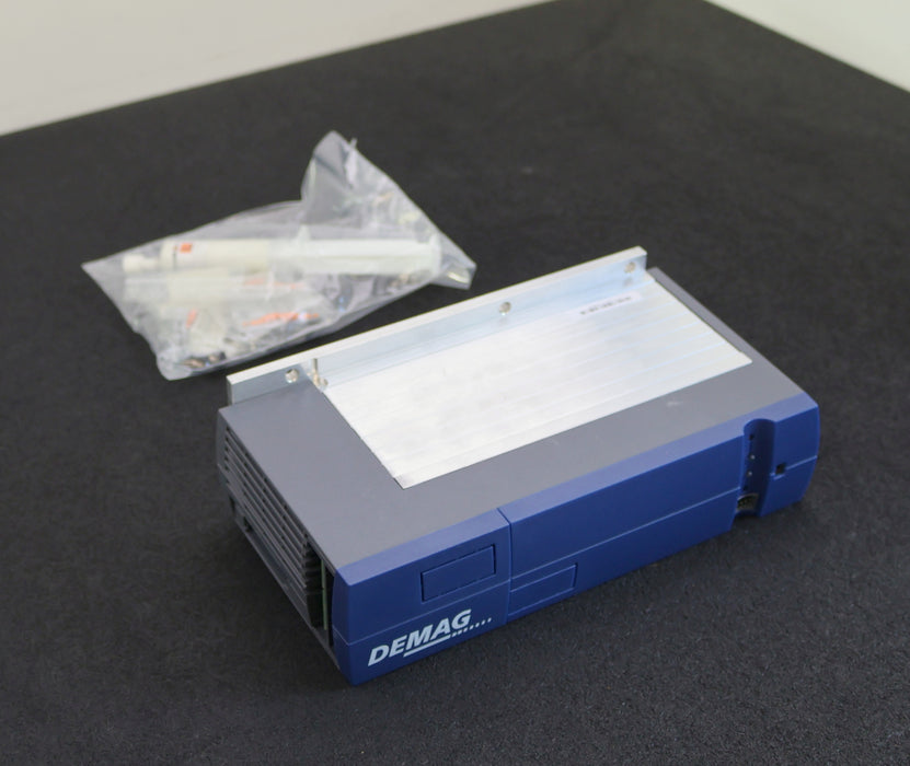 Bild des Artikels DEMAG-Frequenzumrichter-DIC-4-007-C-0005-Id.-Nr.:-71980433-unbenutzt-in-OVP