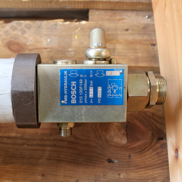 Bild des Artikels BOSCH-Blasenspeicher-Mat.Nr.-0531015700-Volumen-20l-max-330bar-mit-BOSCH-Ventil