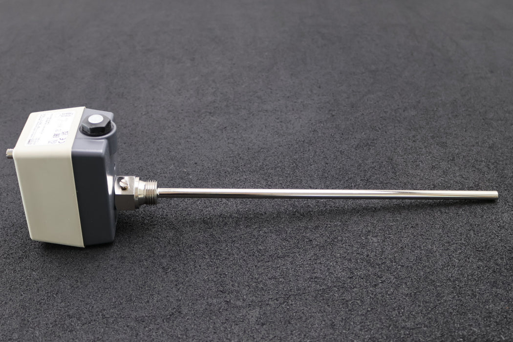 Bild des Artikels JUMO-Temperaturwechter-ATH-2-Typ-603021/02-T80-IP54-1K/min-230VAC