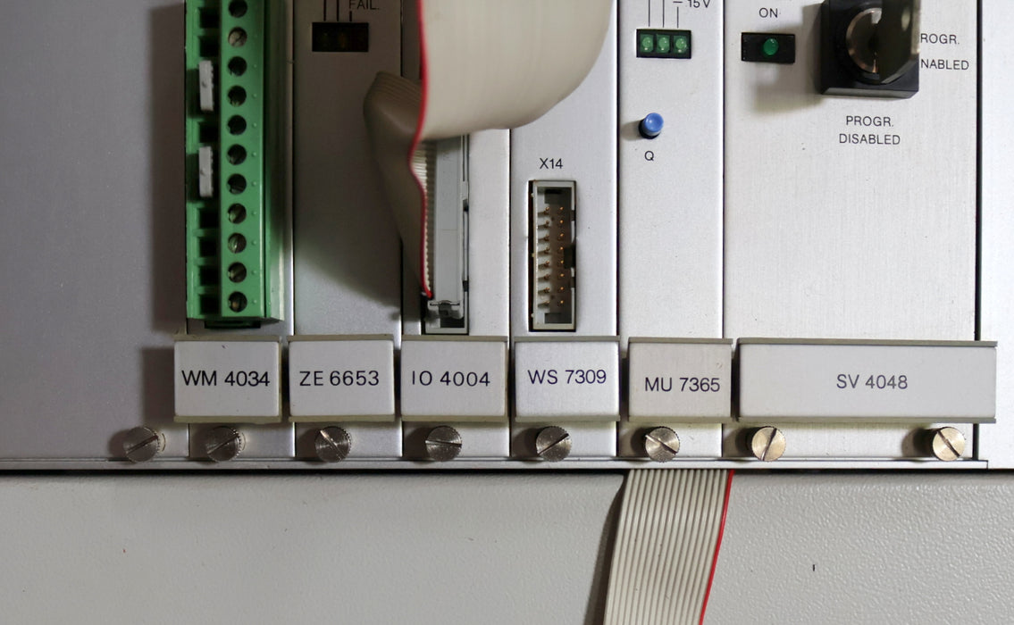 Bild des Artikels REFU-Frequenzumrichter-Typ-316/25-H-Input:-380/415V-40A-50/60Hz-!!-überholt-!!