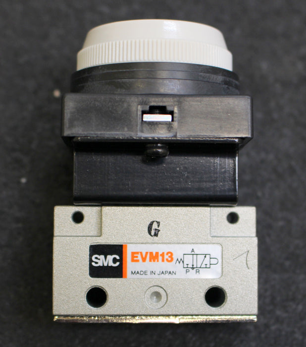 SMC 3/2-Pneumatik-Wegeventil EVM130-F01-33 SMC-NR. 00096541