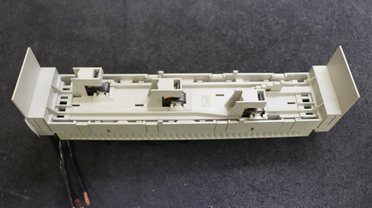 RITTAL SV-Multifunktions-Geräteadapter SV 9320.410 Bemessungsstrom In=25A Ue=690