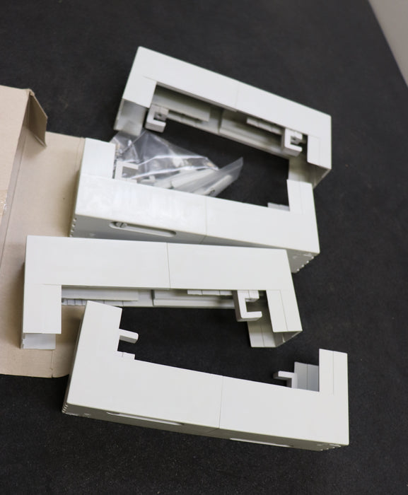RITTAL 4 Stück Systemabdeckungen 50mm breit SV 3086.000