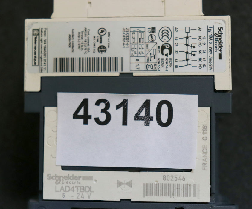 SCHNEIDER Leistungsschütz CAD32 BD LAD4TBDL 5-24V gebraucht