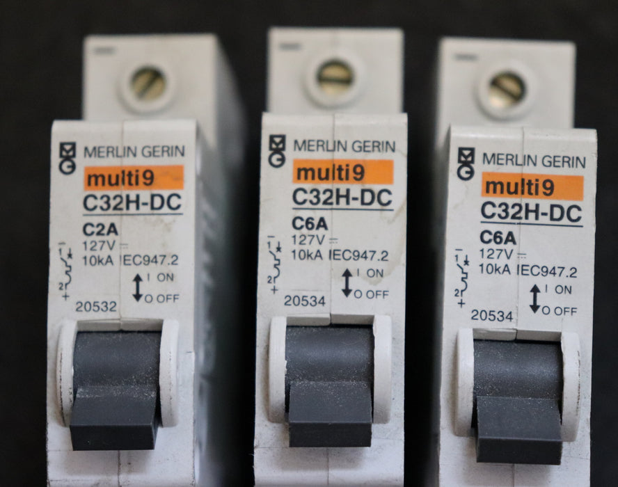 MERLIN GERIN 3 Stück Leistungsschütz 2x C32H-DC C6A 1x C32H-DC C2A gebraucht