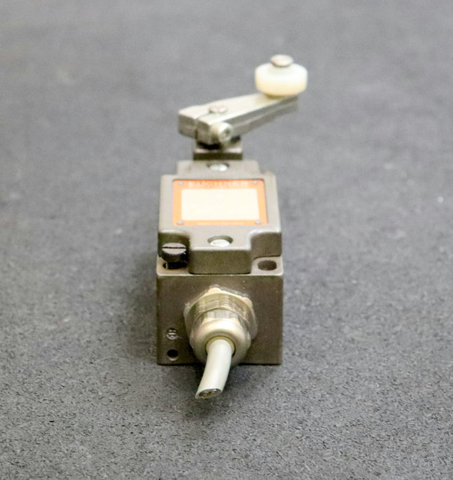 EUCHNER Positionsschalter NG1HB-510 mit Rollenstößel Kunststoffrolle M20x1,5