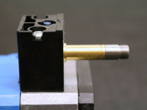 FESTO Magnetventil magnetic valve JMVH-5/2-D-3-C Nr. 151871 2-10bar 28-145psi