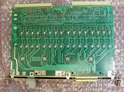 SIEMENS SINUMERIK Ausgabebaugruppe 16x 2A Karte 03460 6FX1112-0AA01 548 120 9101