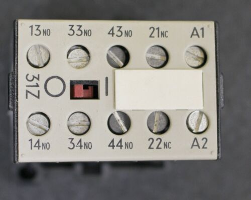 SIEMENS Schütz 3TJ1001-0BD4 Nennspannung: 42VDC - 3S/1Ö -Nennstrom: 4A