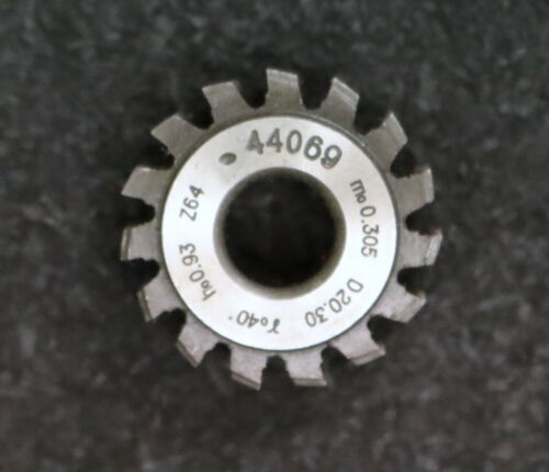 MIKRON Vollstahl-Wälzfräser No. 44069 m= 0,305 D20,3 Z64 ho= 0,93 - Ø24x10xØ8mm