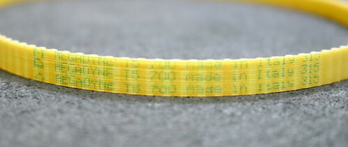 MEGADYNE 2x Zahnriemen Timing belt T 5 verschweißt Länge 700mm Breite 10mm