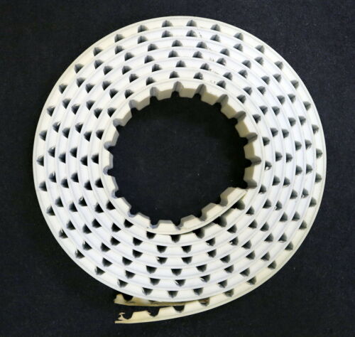 Zahnriemen AT 20 offen Stahl Länge ca. 3500mm Breite 32mm - unbenutzt