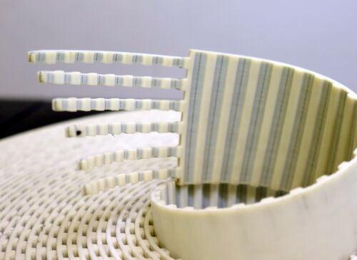 Zahnriemen H 300 offen Stahl Länge ca. 32000mm Breite 76,2mm - unbenutzt