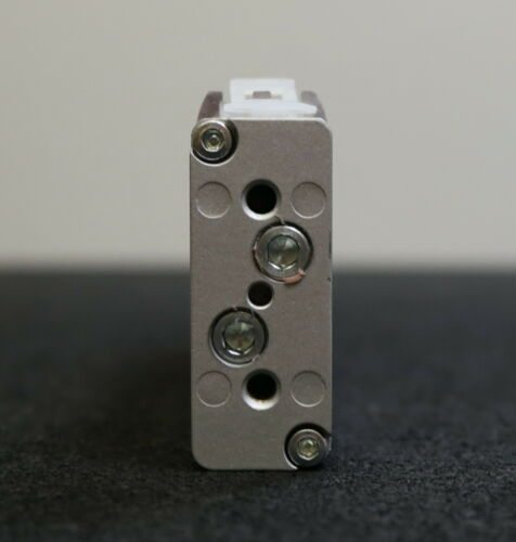 FESTO Flachzylinder Flat cylinder DZF-32-125-A-P-A Art.Nr. 161269 Kolben-Ø 32mm