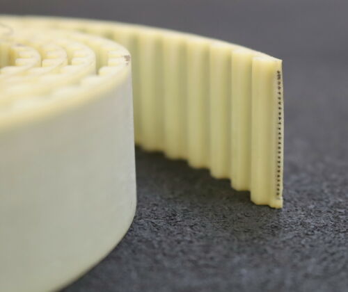 Zahnriemen T 10 offen Stahl Länge ca. 1200mm Breite 32mm - unbenutzt