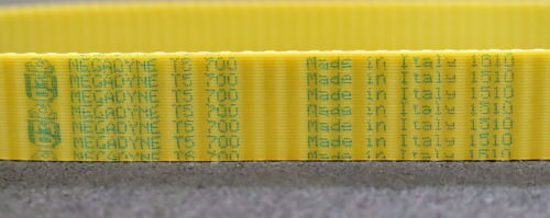 MEGADYNE Zahnriemen Timing belt T 5 verschweißt Länge 700mm Breite 25mm