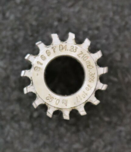 MIKRON Vollstahl-Wälzfräser No. 81697 m= 0,369 ho= 0,92 Abmessungen Ø18x10x8mm