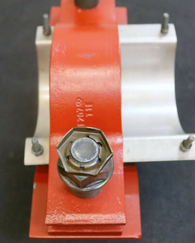 LISEGA massives Rohr-Führungslager Typ V2EFN für DN120 + Spannschelle unbenutzt