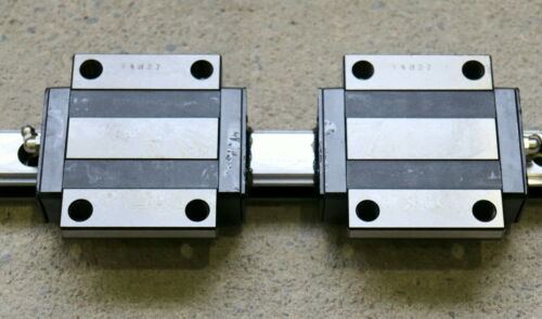 THK Rollenschienenführung 2700mm HSR30A2SS+2700L S.No.Y8H31 mit 2 Führungswagen